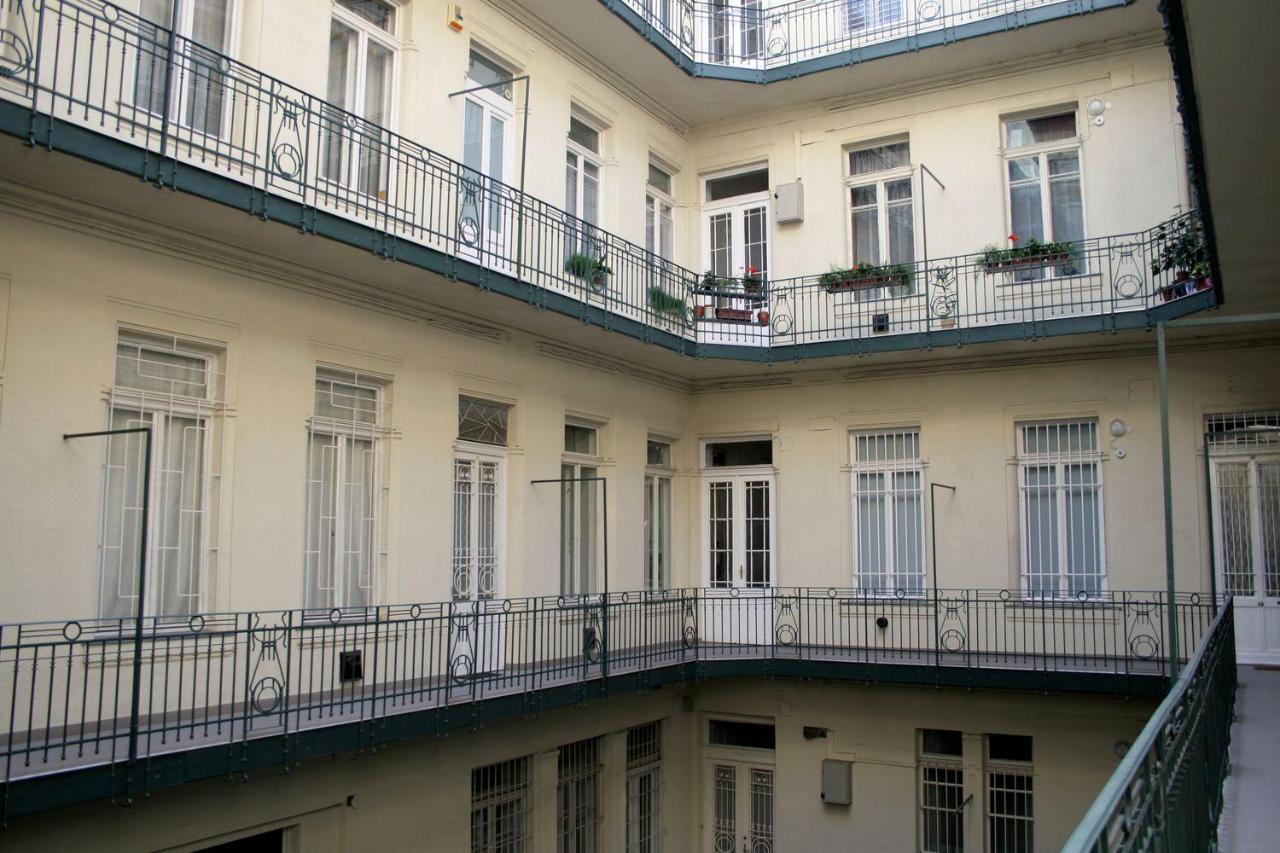 Central Ferenciek Apartments Βουδαπέστη Εξωτερικό φωτογραφία